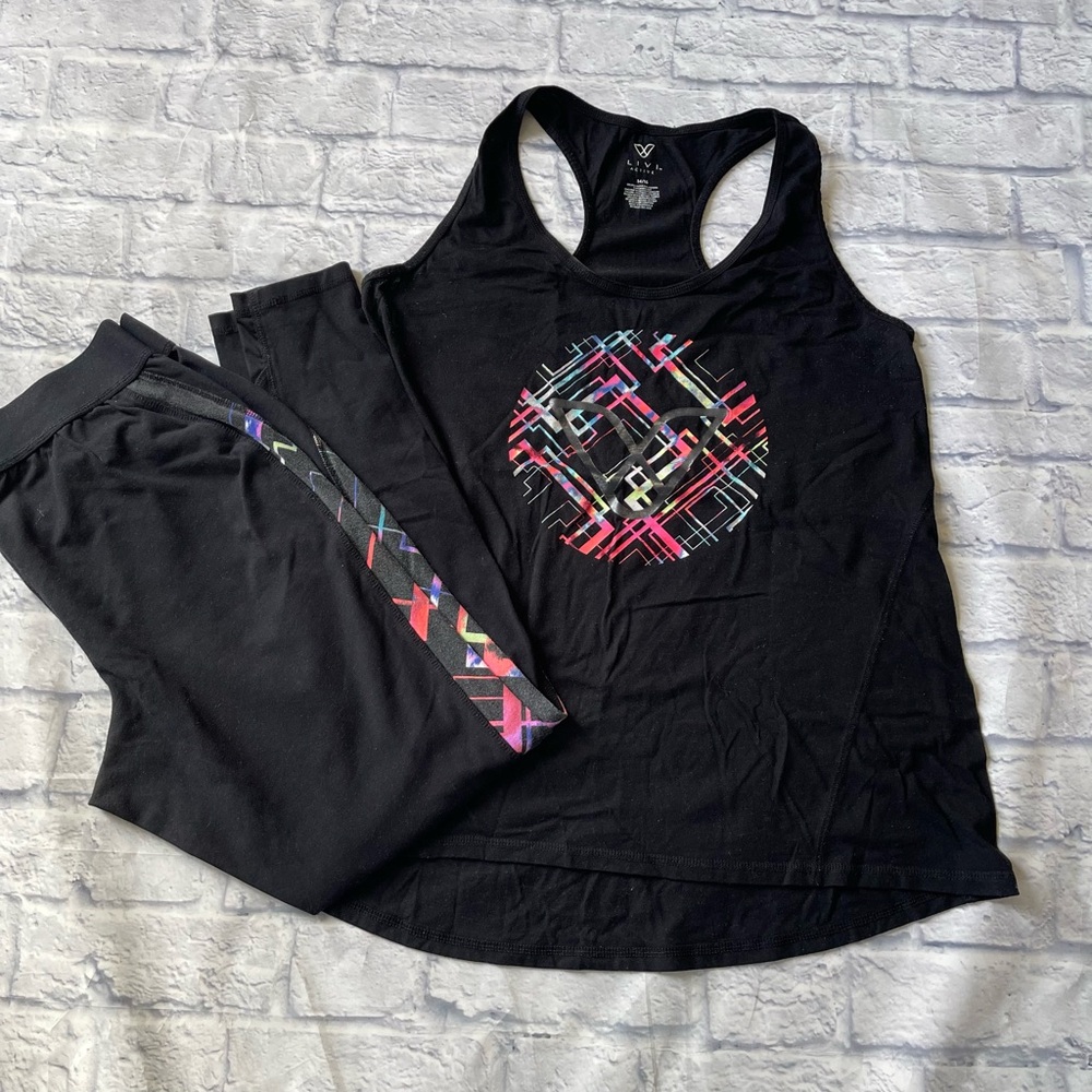 Livi Active is Tank Top and Leggings Set